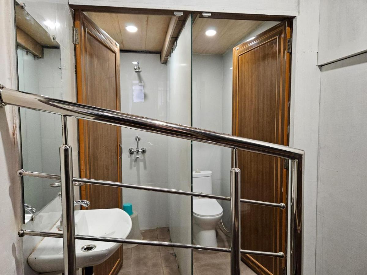 Hotel Padmini International- Sigra 3* Kakarmatha